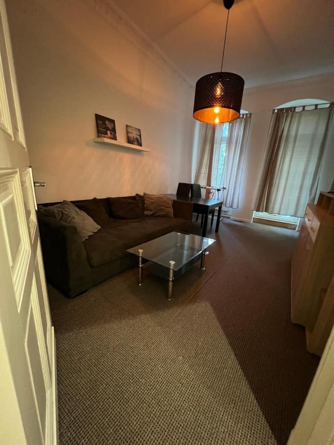Apartment Fuer Familien, Freunde Oder Groessere Gruppen Bis Zu 8 Personen In Der Naehe Des Berliner Hauptbahnhofs Berlin